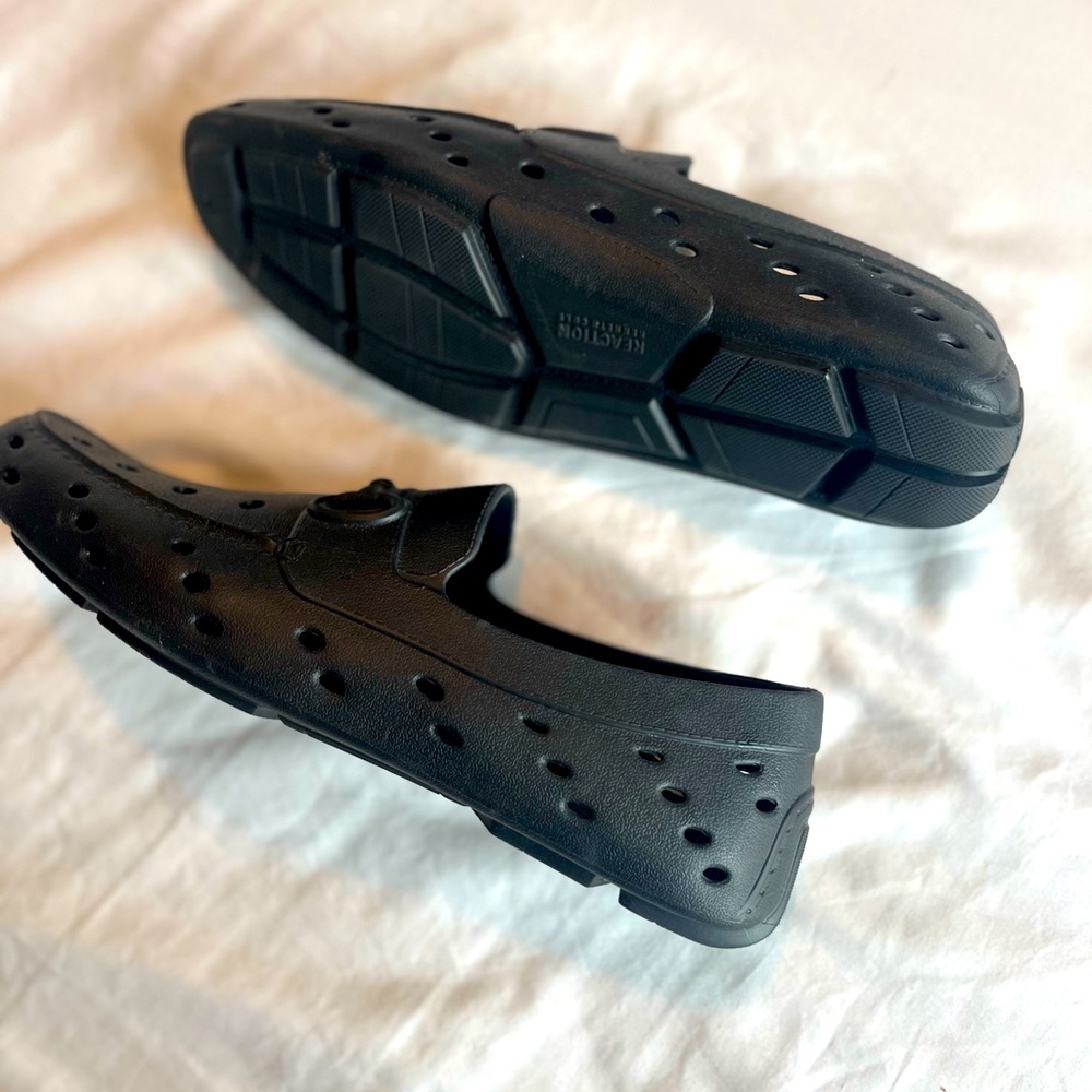 Kenneth Cole water/boat loafers. Size 13